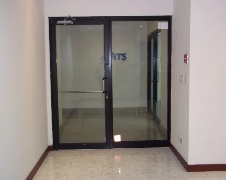 ALQUILER DE OFICINA EN OBARRIO