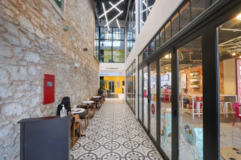 ALQUILER DE LOCAL EN CASCO VIEJO