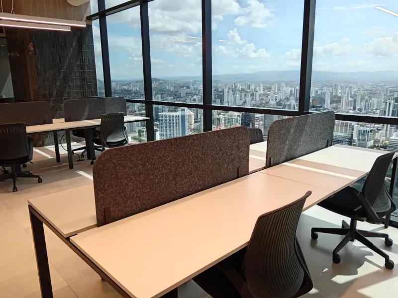 AQUILER DE OFICINAS EN CALLE 50