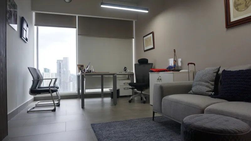 ALQUILER DE OFICINAS EN CALLE 50