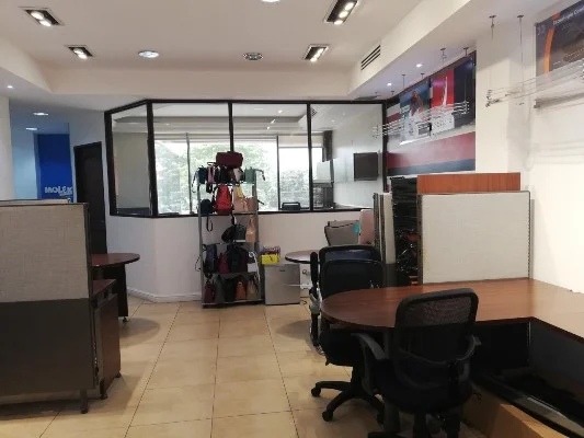 ALQUILER DE OFICINA EN AVENIDA BALBOA