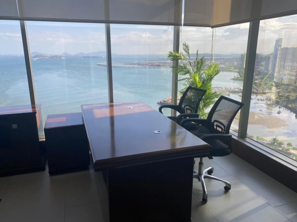 ALQUILER DE OFICINA EN AVENIDA BALBOA