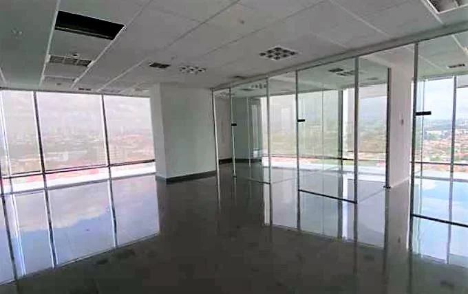 ALQUILER DE OFICINA EN COSTA DEL ESTE